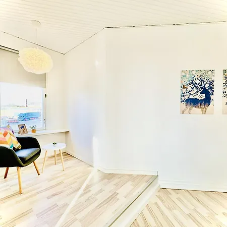 Aday - 4 Bedrooms In *