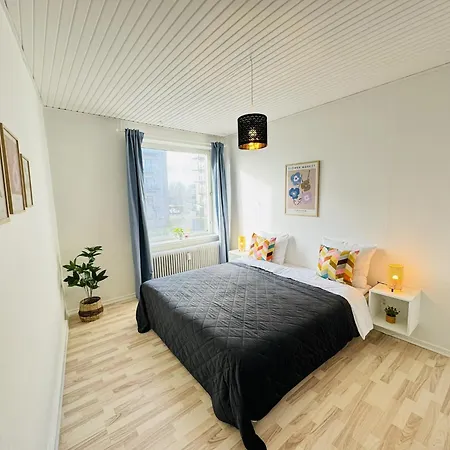 Aday - 4 Bedrooms In *