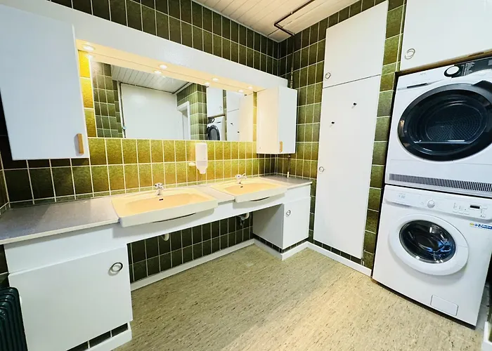 Apartment Aday - 4 Bedrooms In *